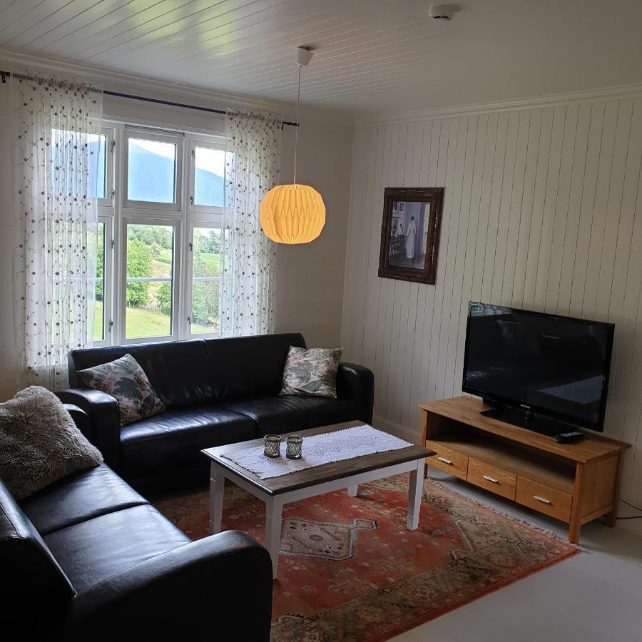 Irenegarden - Fjord View Holiday Home Lauvstad Экстерьер фото