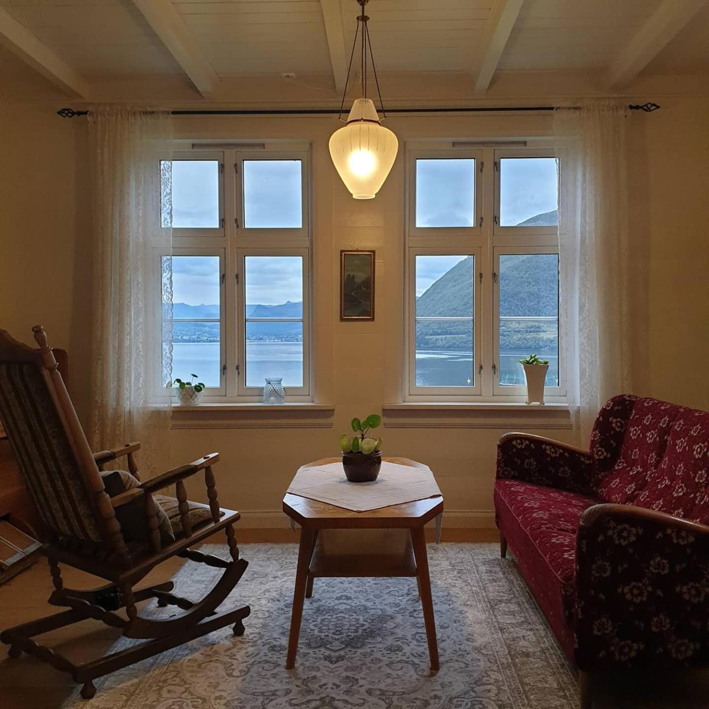 Irenegarden - Fjord View Holiday Home Lauvstad Экстерьер фото
