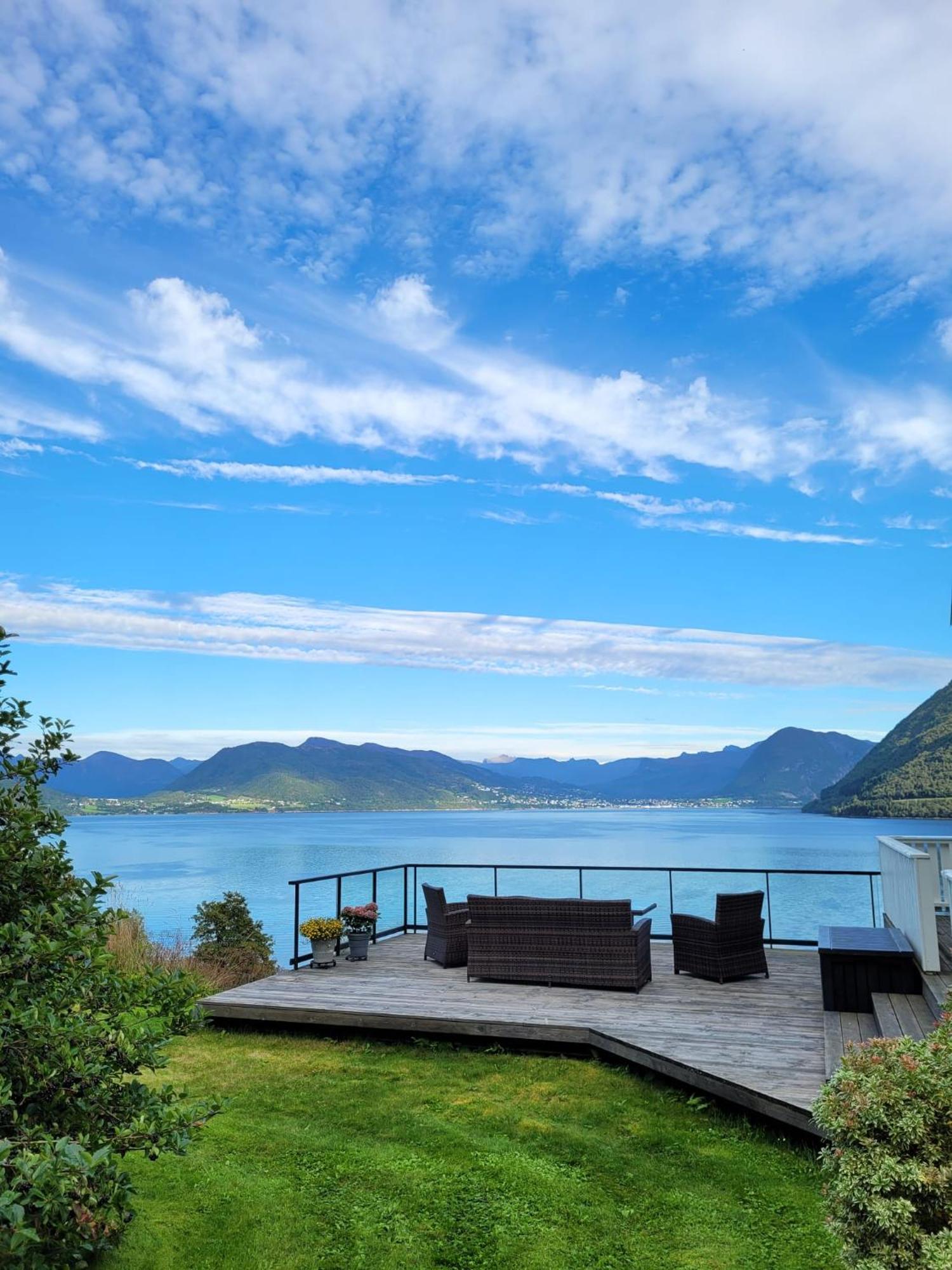 Irenegarden - Fjord View Holiday Home Lauvstad Экстерьер фото